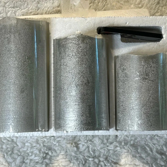 Flameless Candles set of Three with remote. In the box never been used. - Picture 11 of 14